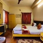 Amit Hotel